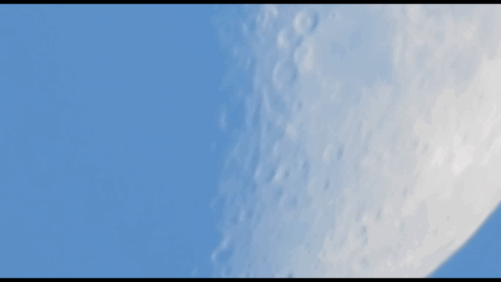 Lees meer over het artikel Maanlicht voelen met je vingers