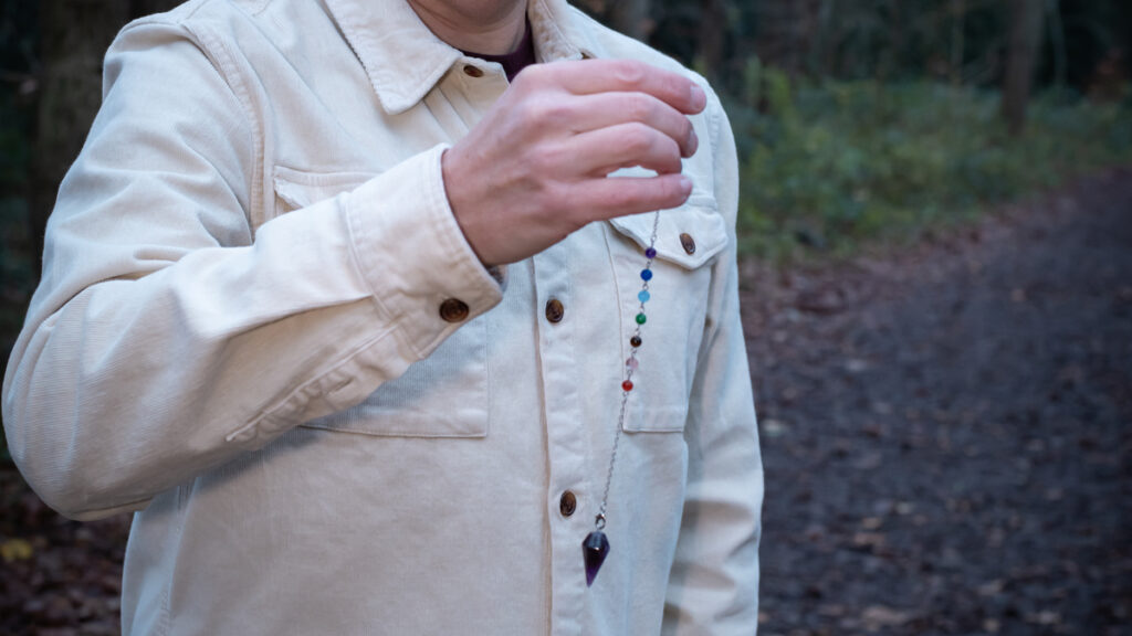 Lees meer over het artikel Het werken met een pendel