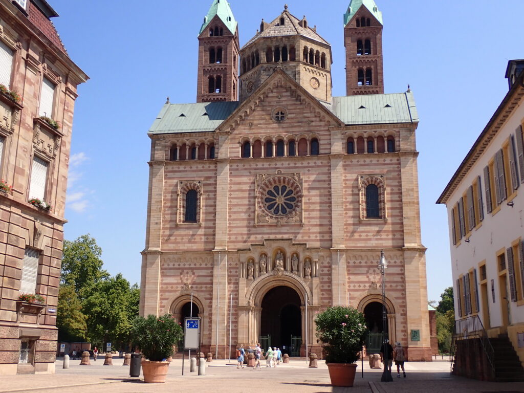 Lees meer over het artikel De Kaiserdom in Speyer mag zichzelf ook heiligen